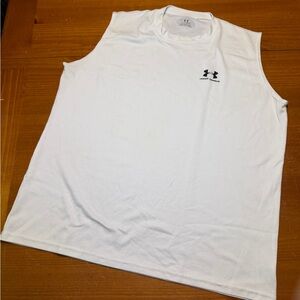 Under Armour Men's White Sleeveless Shirt